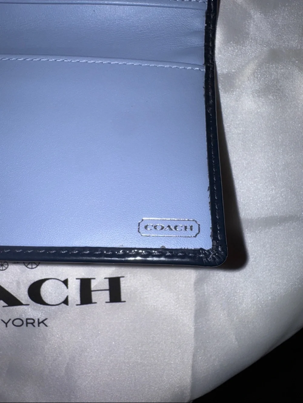 Coach Dark Blue Patent Leather Satchel with matching Wallet & Checkbook EUC - Picture 11 of 16